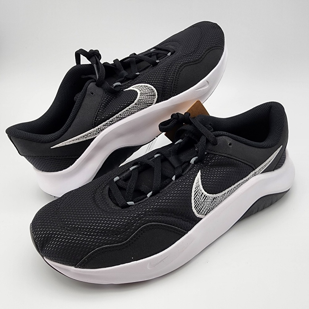 Nike Legend Essential 3 NN Mens 10 Black White Iron Grey DM1120 001 NWB Training